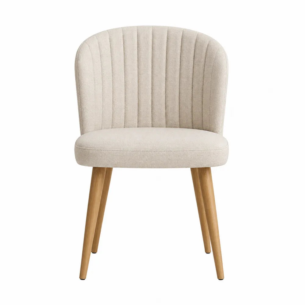 Silla de tela de poliéster beige con patas de roble