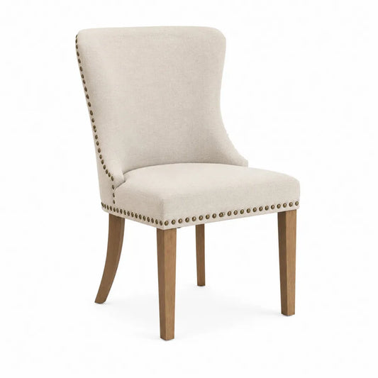 Silla de lino beige con estructura de madera
